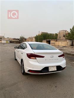 هیوندای ئەلەنترا